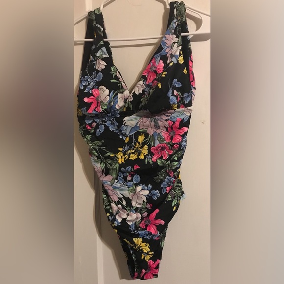 Time and Tru Other - Nwt Floral Swimsuit